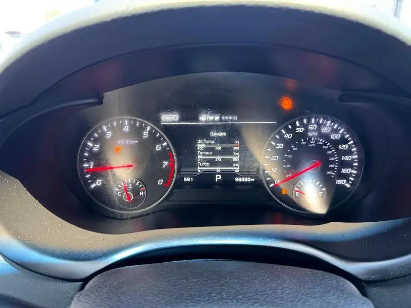 2019 KIA STINGER GT2  