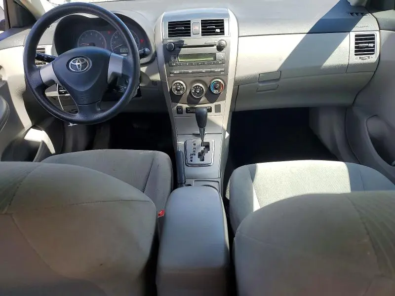 2011 TOYOTA COROLLA LE  