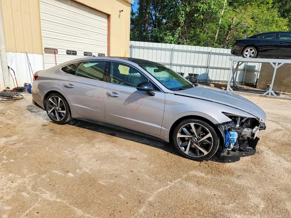 2023 HYUNDAI SONATA SEL PLUS  