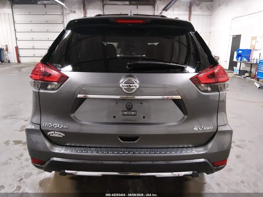 2017 NISSAN ROGUE SV