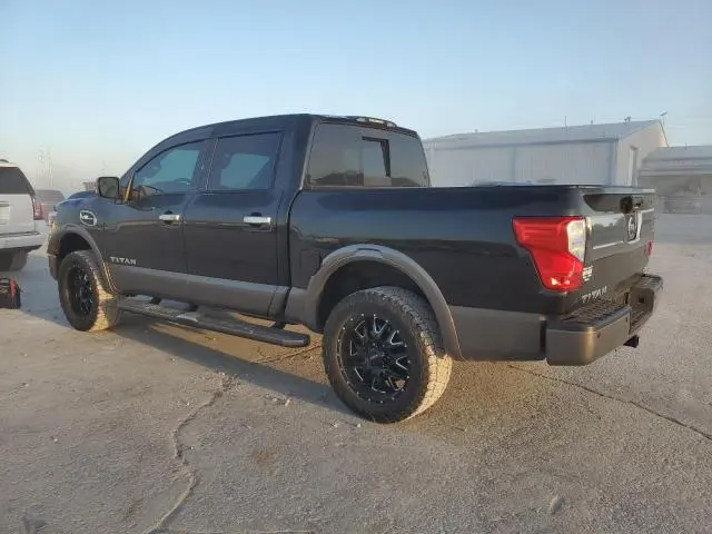 2017 NISSAN TITAN SV  