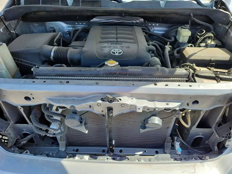 2011 TOYOTA TUNDRA CREWMAX LIMITED  