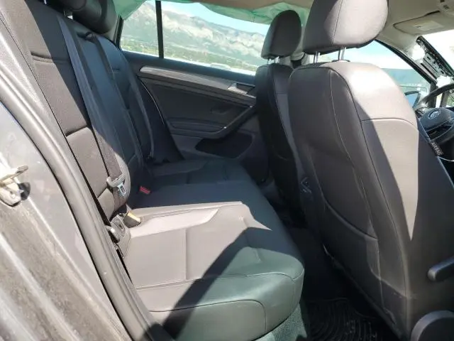 2019 VOLKSWAGEN GOLF ALLTRACK S  