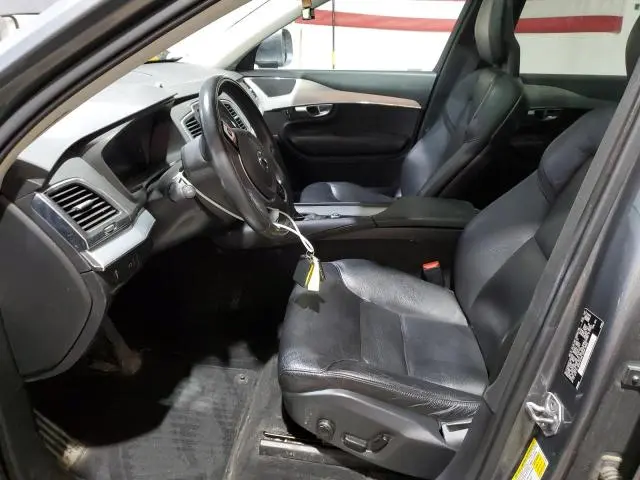 2018 VOLVO XC90 T5  