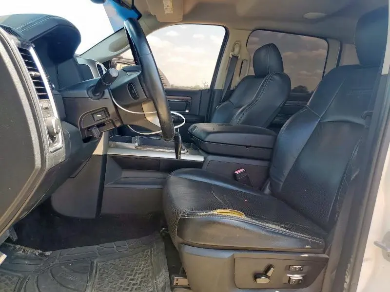 2015 RAM 1500 LARAMIE  