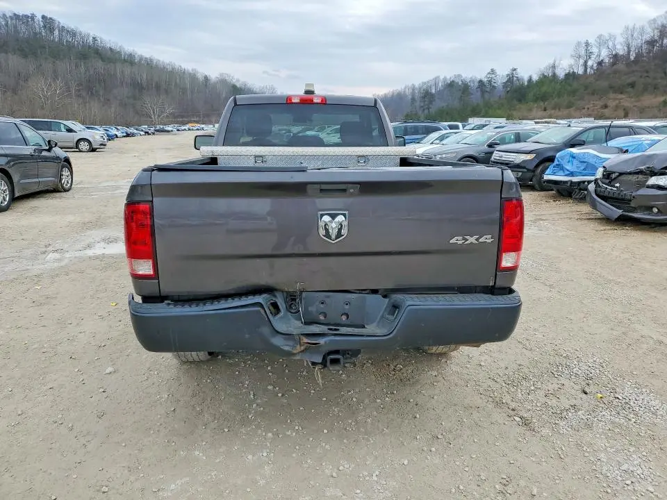 2015 RAM 1500 ST  