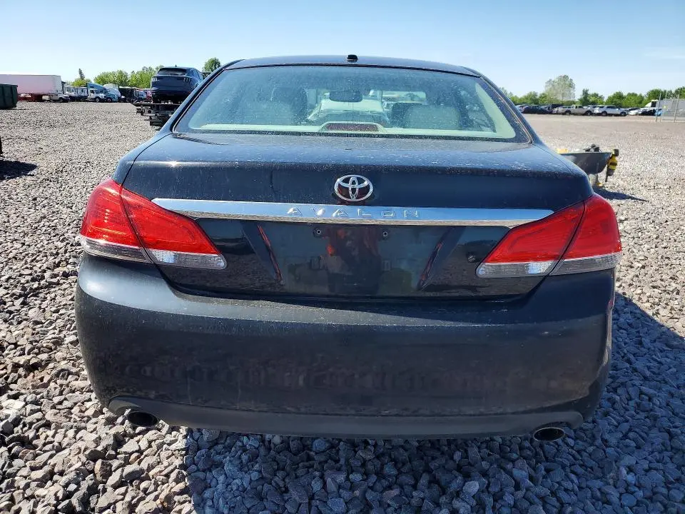 2011 TOYOTA AVALON LIMITED  
