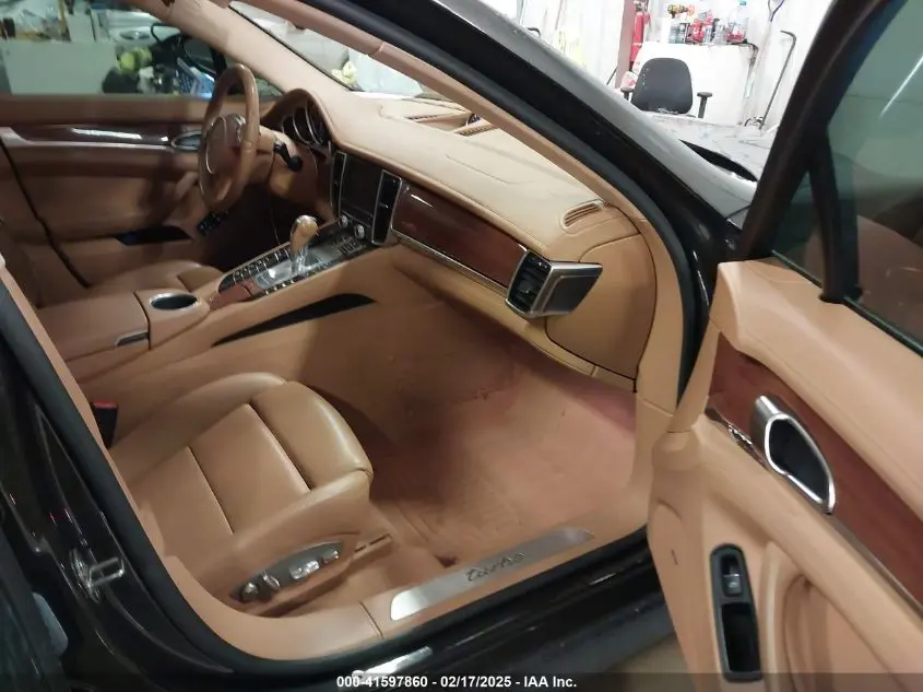 2012 PORSCHE PANAMERA TURBO