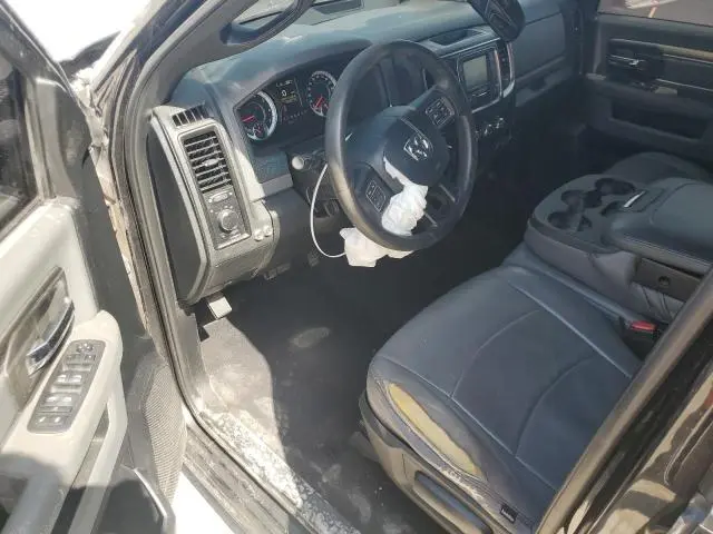 2016 RAM 1500 SLT