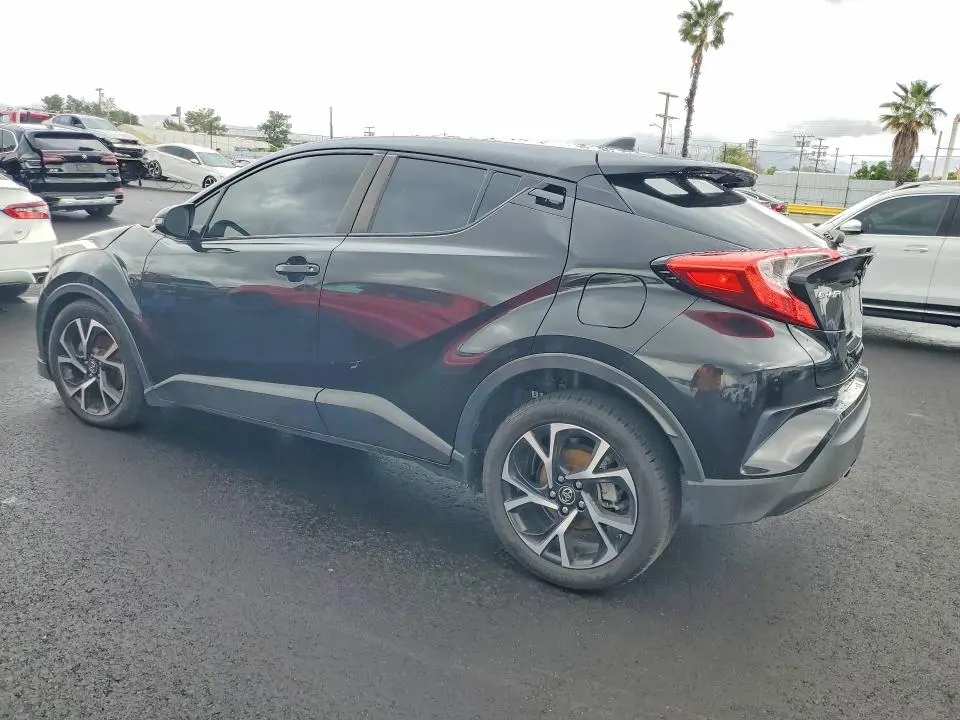 2018 TOYOTA C-HR XLE  