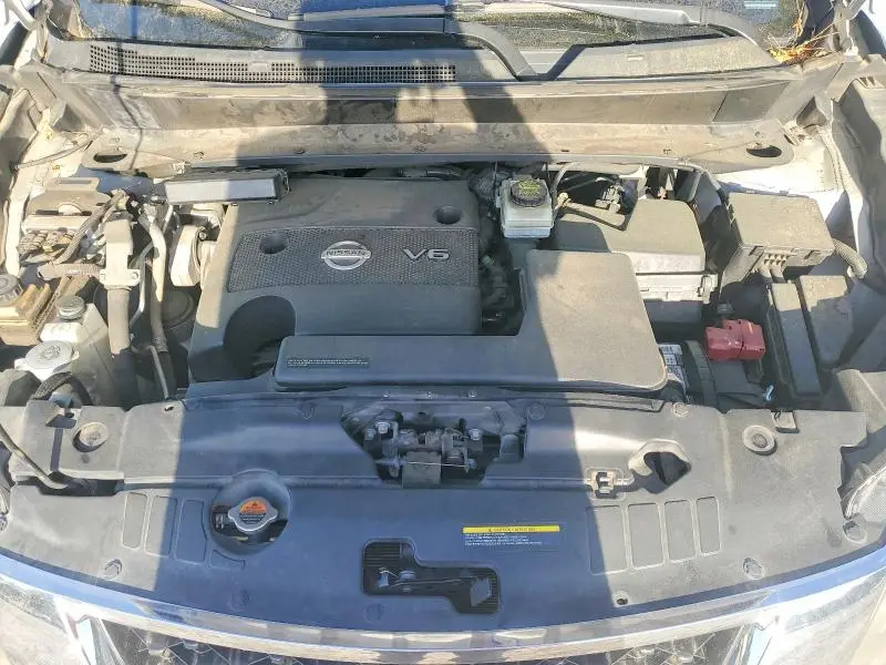 2014 NISSAN PATHFINDER SL  