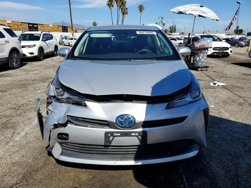 2022 TOYOTA PRIUS LE  