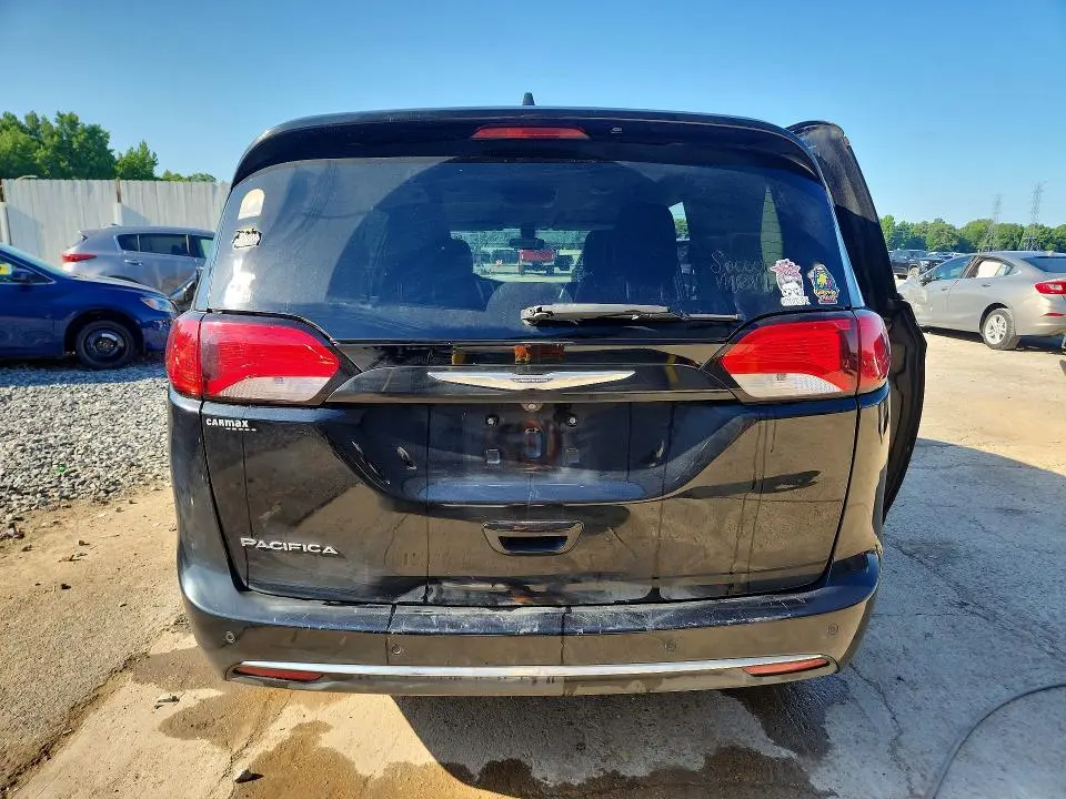 2017 CHRYSLER PACIFICA TOURING L  