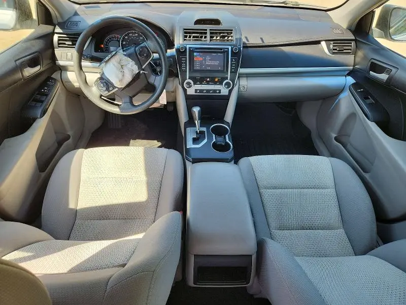 2014 TOYOTA CAMRY LE  