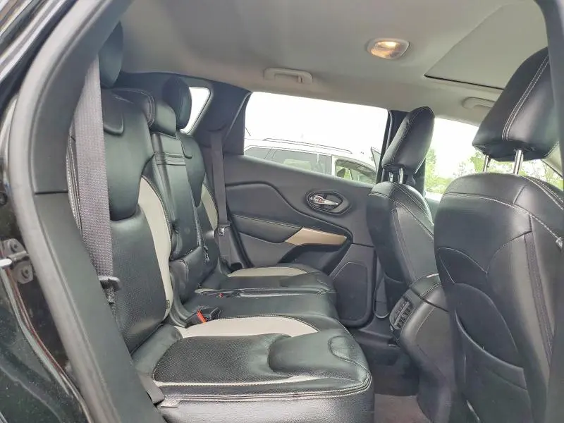 2017 JEEP CHEROKEE SPORT  