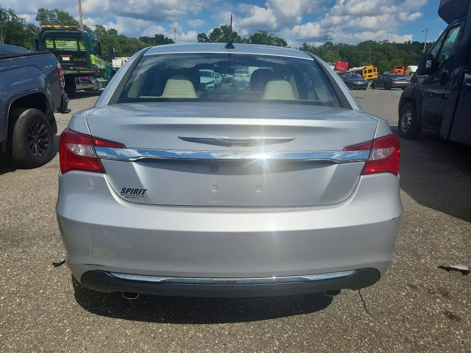 2012 CHRYSLER 200 LIMITED  