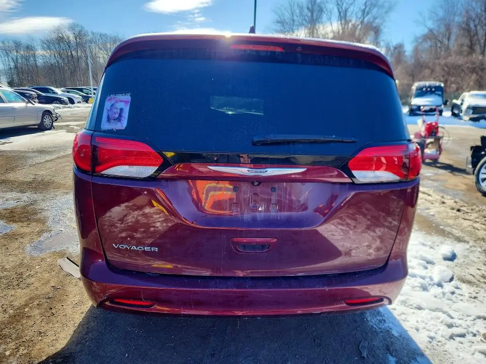 2020 CHRYSLER VOYAGER LXI  