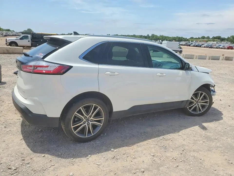 2022 FORD EDGE TITANIUM  