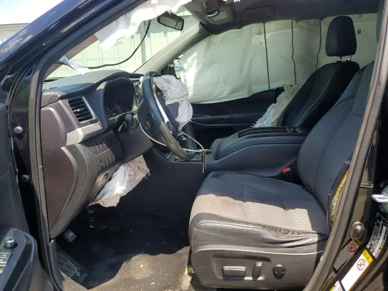 2016 TOYOTA HIGHLANDER LE PLUS  