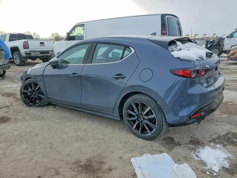 2021 MAZDA 3 PREMIUM  