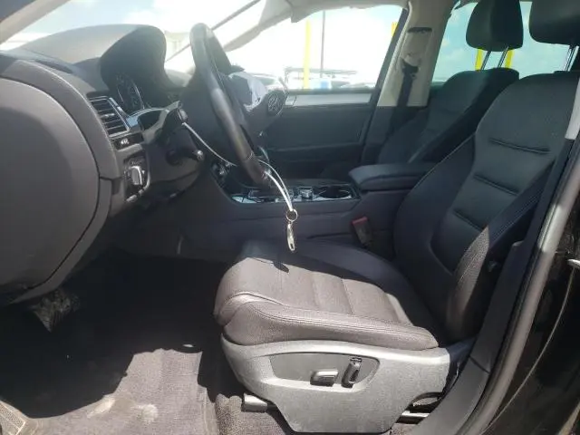 2015 VOLKSWAGEN TOUAREG V6  