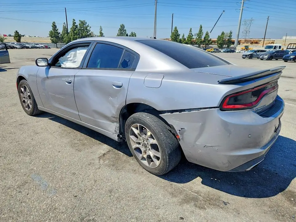 2015 DODGE CHARGER SE  