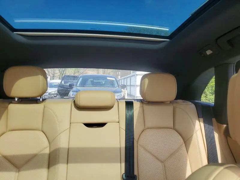 2018 PORSCHE MACAN S  