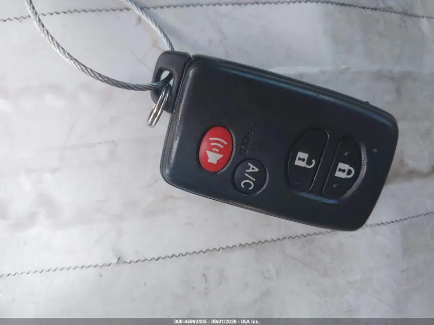 2010 TOYOTA PRIUS IV