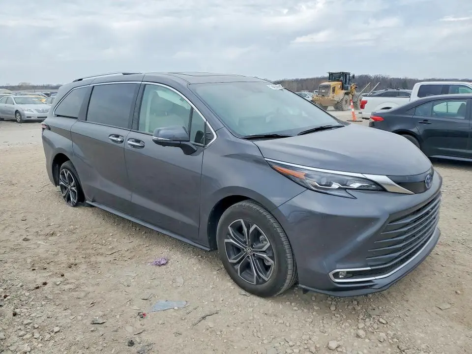 2025 TOYOTA SIENNA PLATINUM 7-PASSENGER  