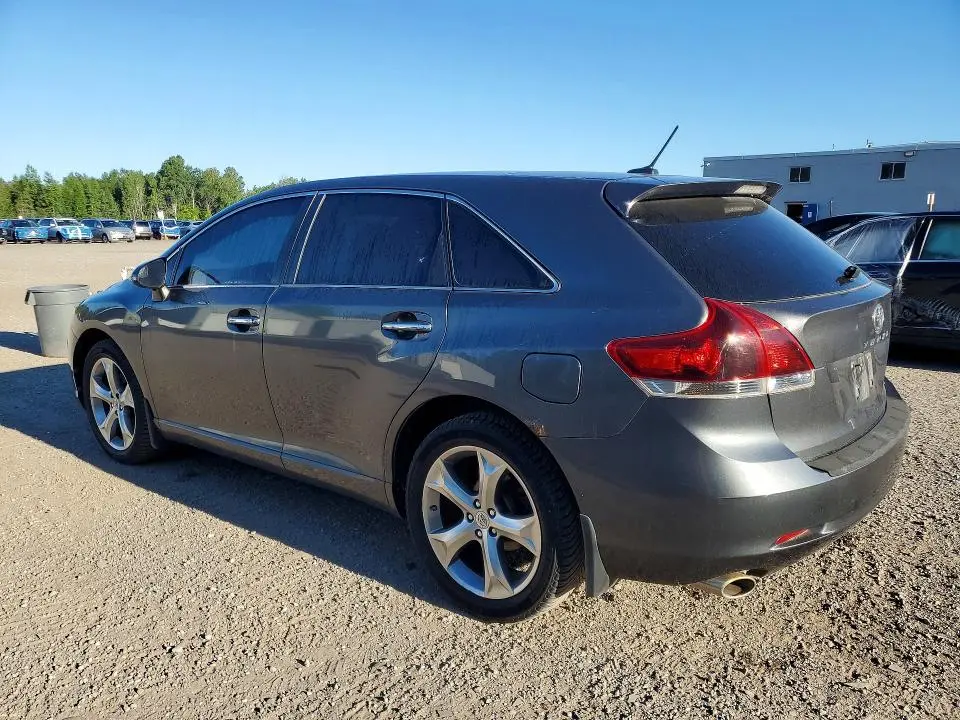 2013 TOYOTA VENZA LE  