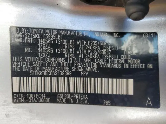 2011 TOYOTA SIENNA LE  