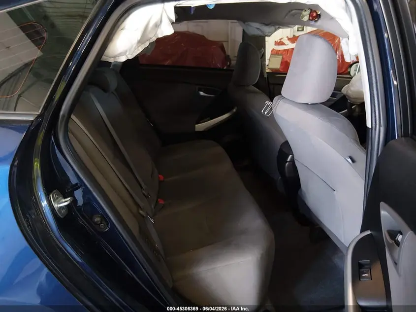 2015 TOYOTA PRIUS TWO