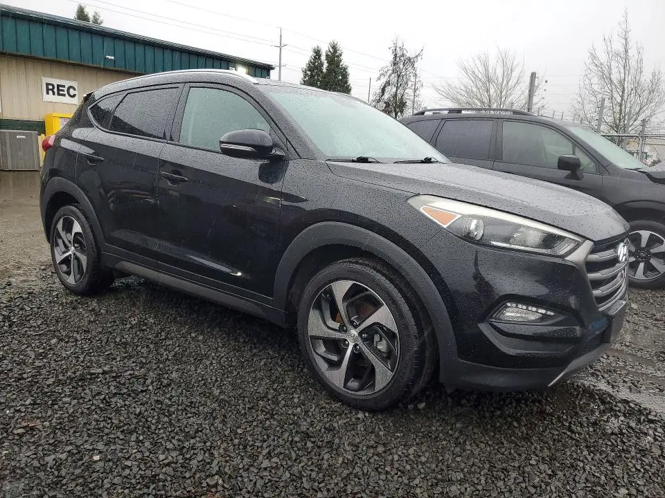 2016 HYUNDAI TUCSON SPORT  