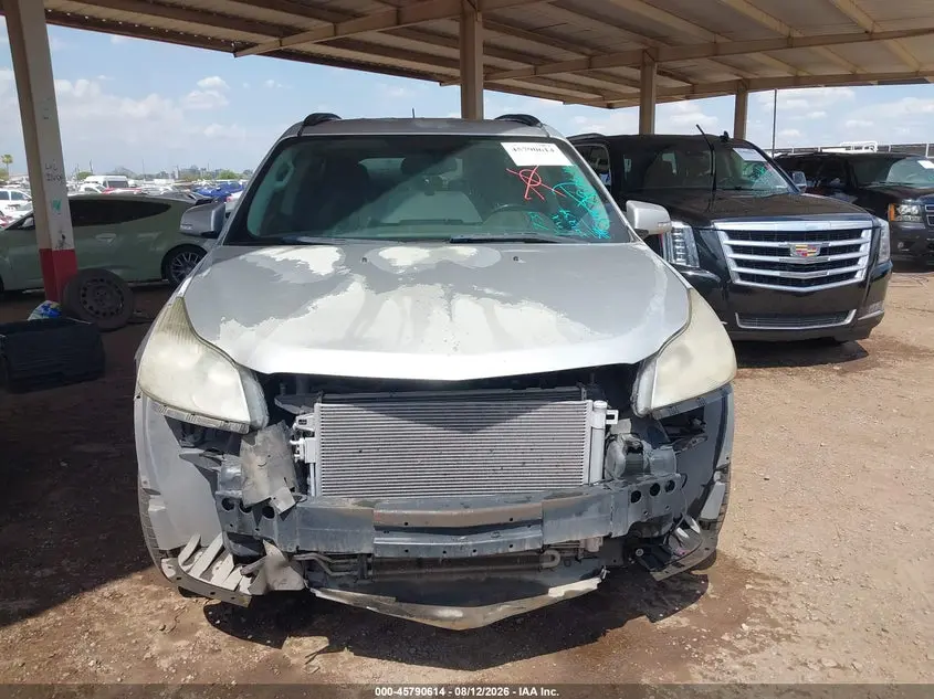 2011 CHEVROLET TRAVERSE LT W/1LT