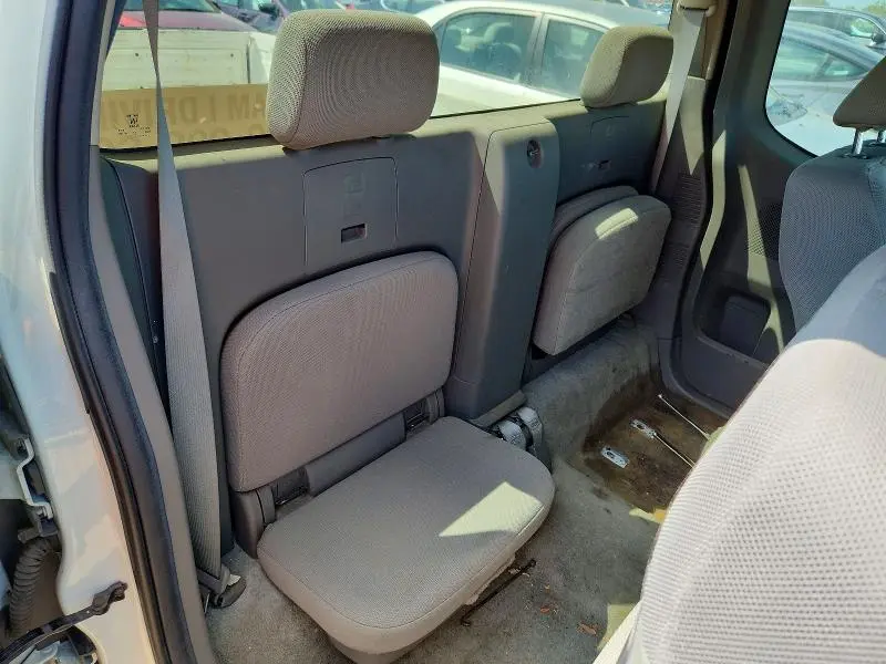 2015 NISSAN FRONTIER S  