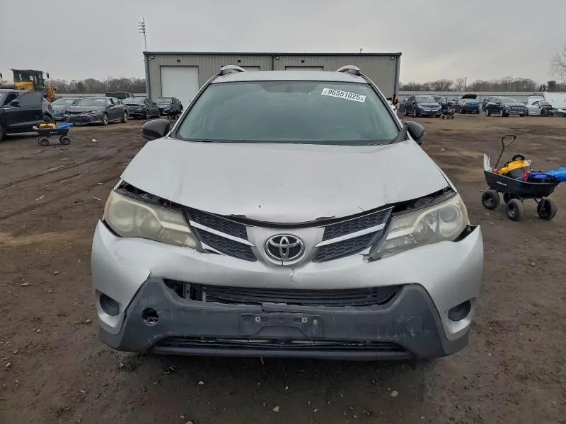 2013 TOYOTA RAV4 LE  
