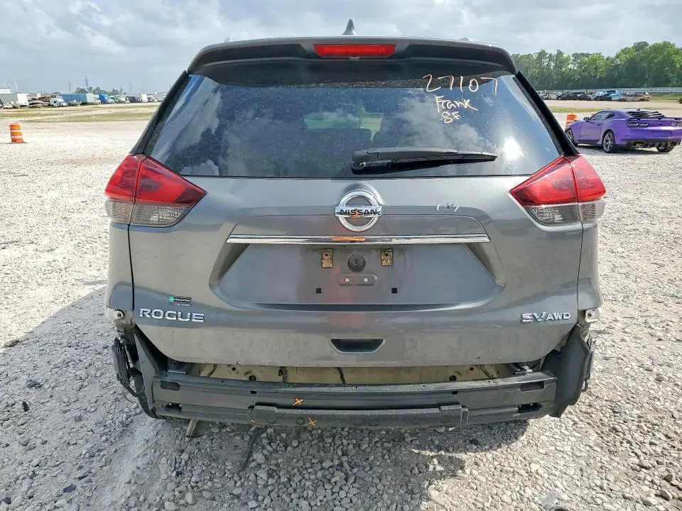 2018 NISSAN ROGUE SV  