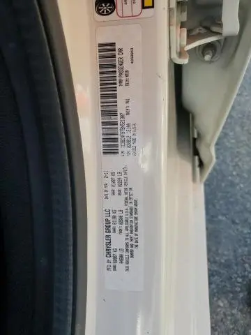 2011 CHRYSLER 200 LX  