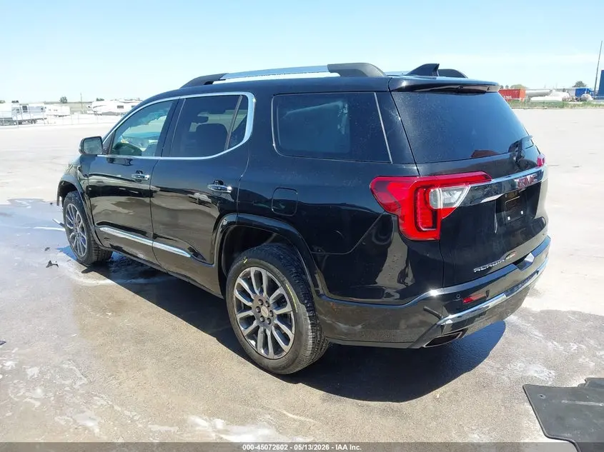 2023 GMC ACADIA AWD DENALI