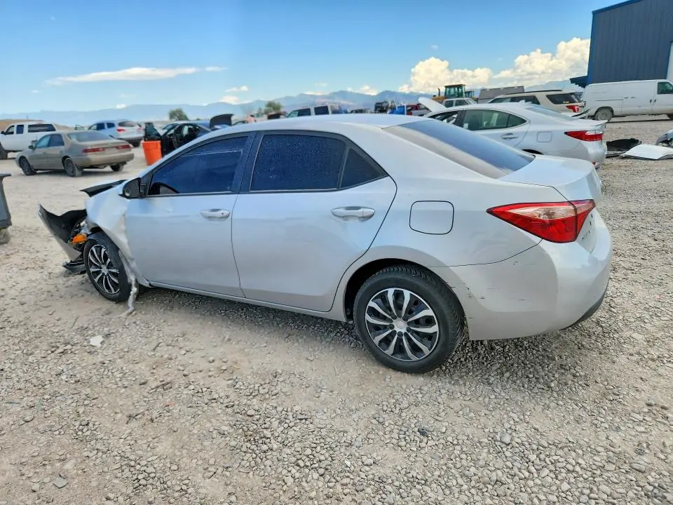 2017 TOYOTA COROLLA LE  