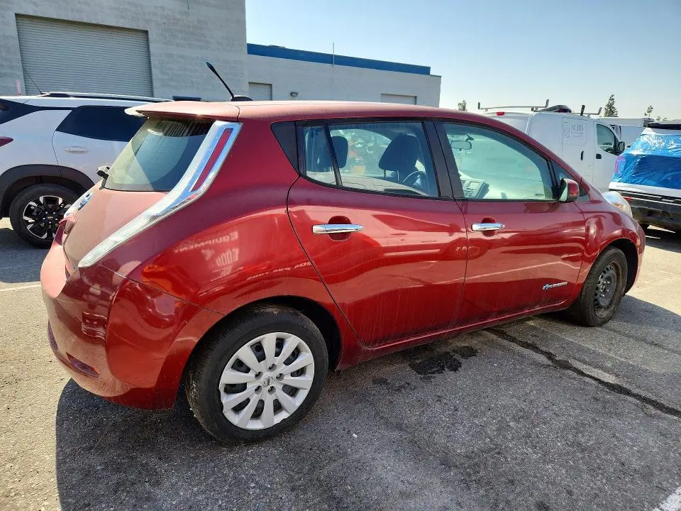 2013 NISSAN LEAF S  