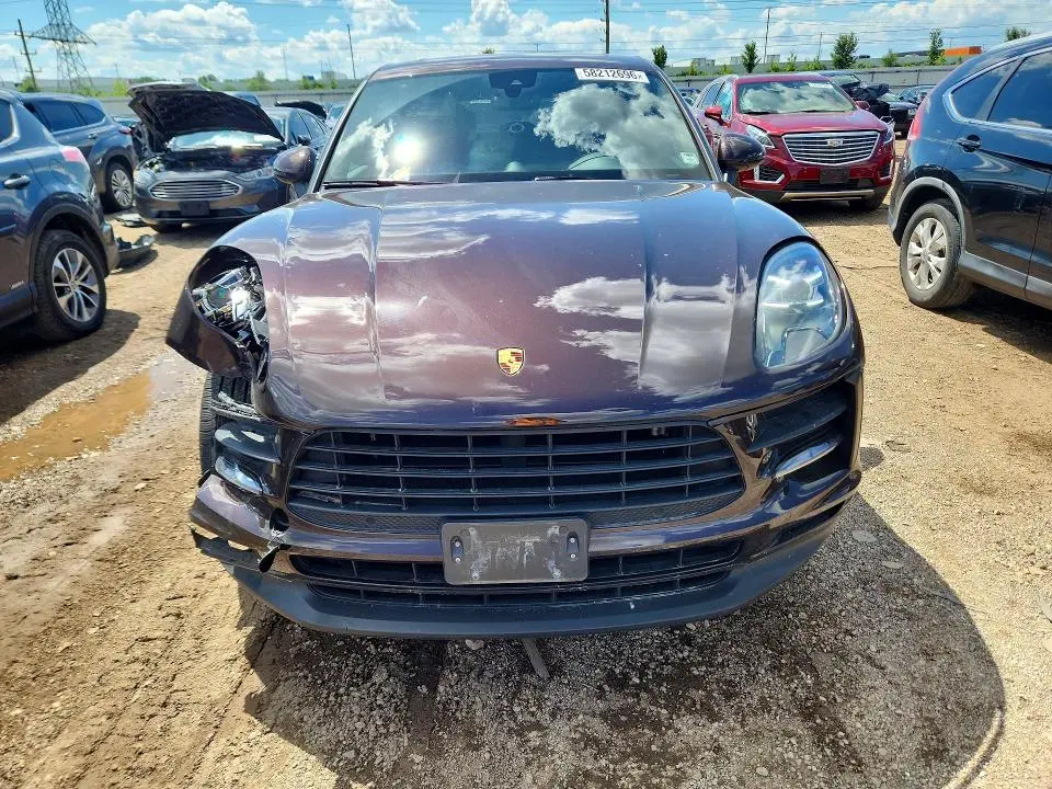 2021 PORSCHE MACAN   