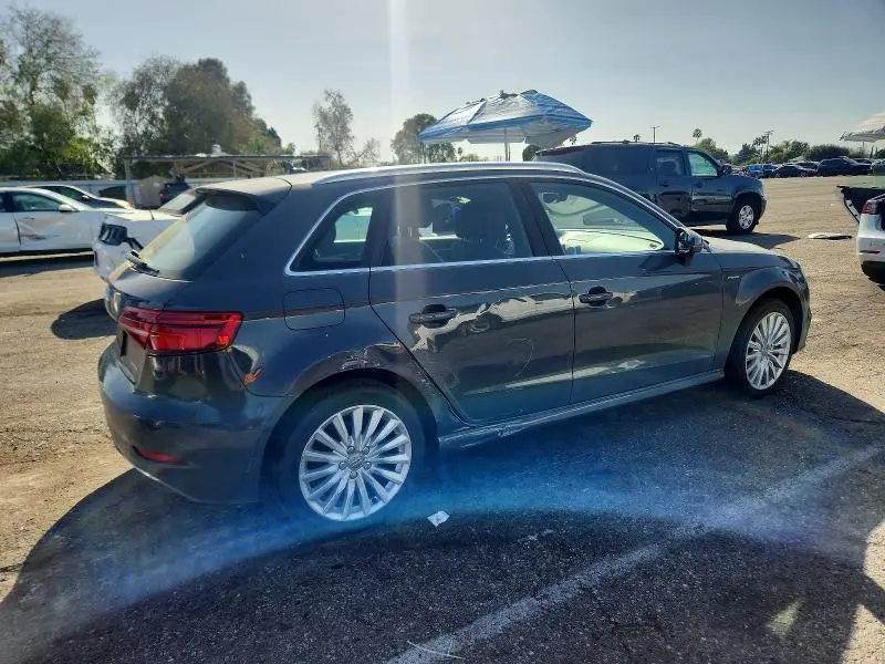 2018 AUDI A3 E-TRON PREMIUM PLUS  