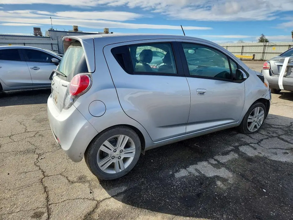 2015 CHEVROLET SPARK 1LT  