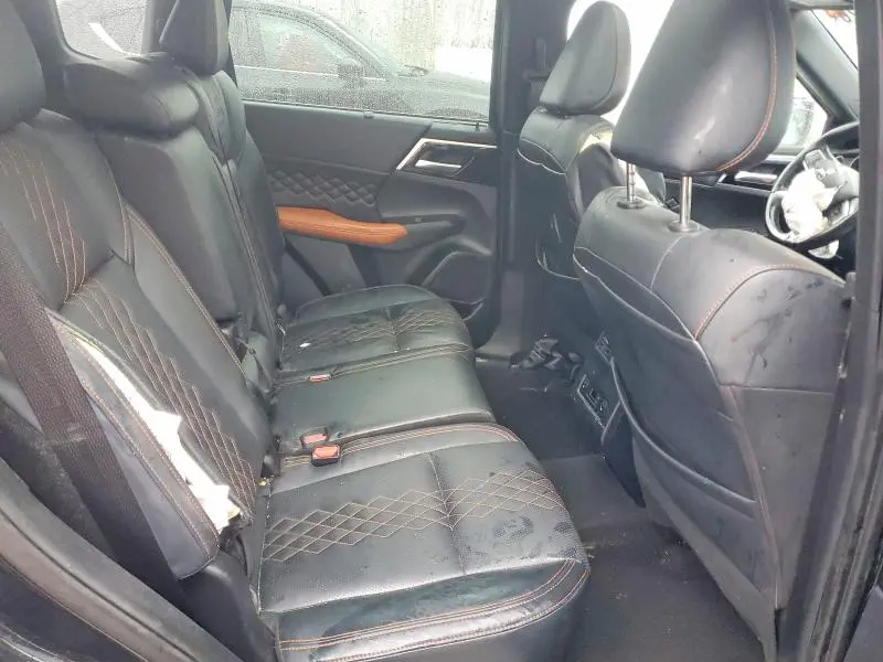 2022 MITSUBISHI OUTLANDER SEL  