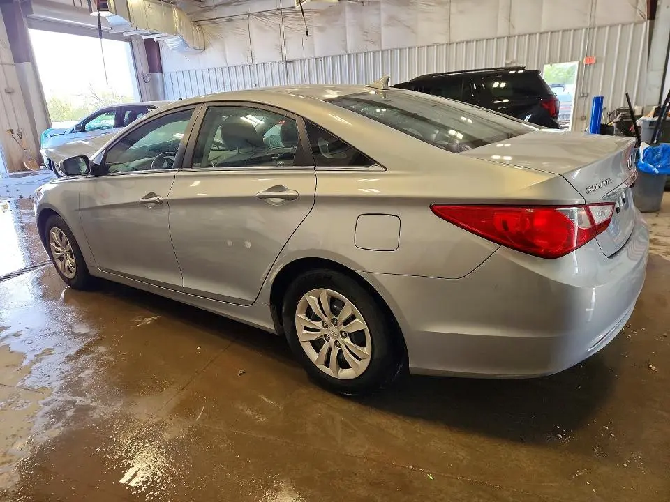 2011 HYUNDAI SONATA GLS  