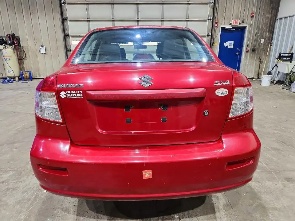 2012 SUZUKI SX4 LE  