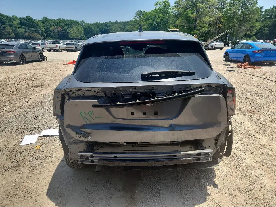 2025 NISSAN KICKS   