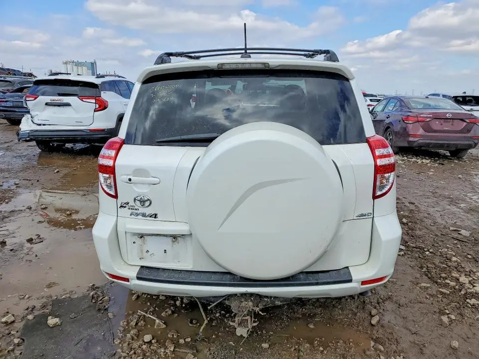 2011 TOYOTA RAV4 LIMITED  