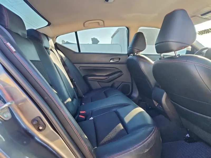 2023 NISSAN ALTIMA SR  